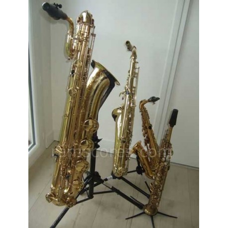 EN LAS CALLES DE ANTIBES (cuarteto de saxofones )